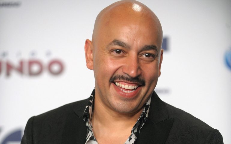 Lupillo Rivera contactó a jefes de plaza para encontrar a Jenni Rivera