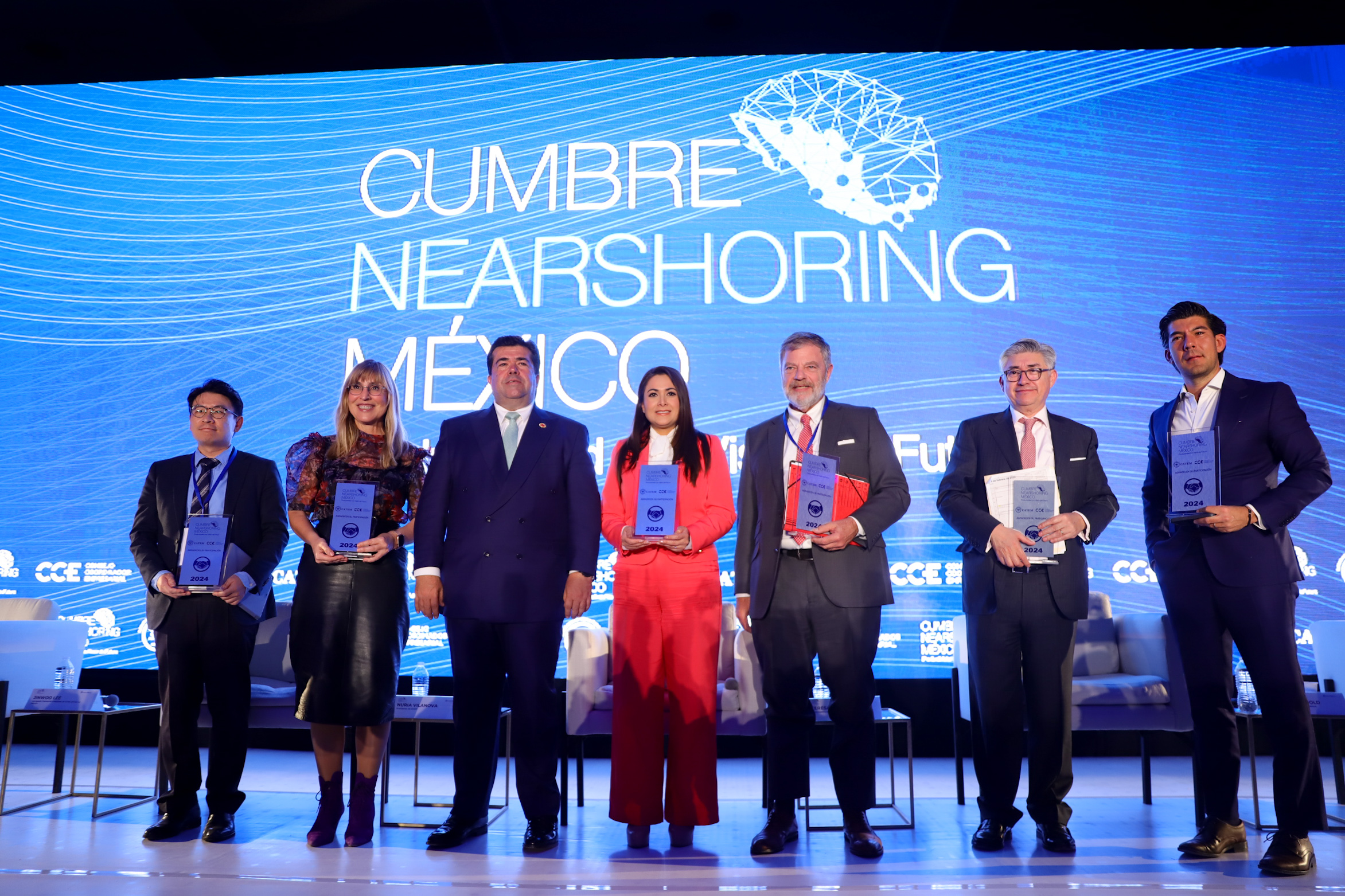 PARTICIPA TERE JIMÉNEZ EN LA CUMBRE NEARSHORING MÉXICO “PRODUCTIVIDAD CON VISIÓN DE FUTURO” EN CDMX