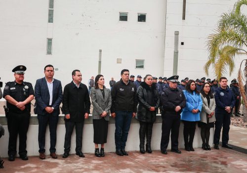 RINDE MUNICIPIO DE AGUASCALIENTES HOMENAJE A POLICÍAS CAÍDOS EN EL CUMPLIMIENTO DEL DEBER
