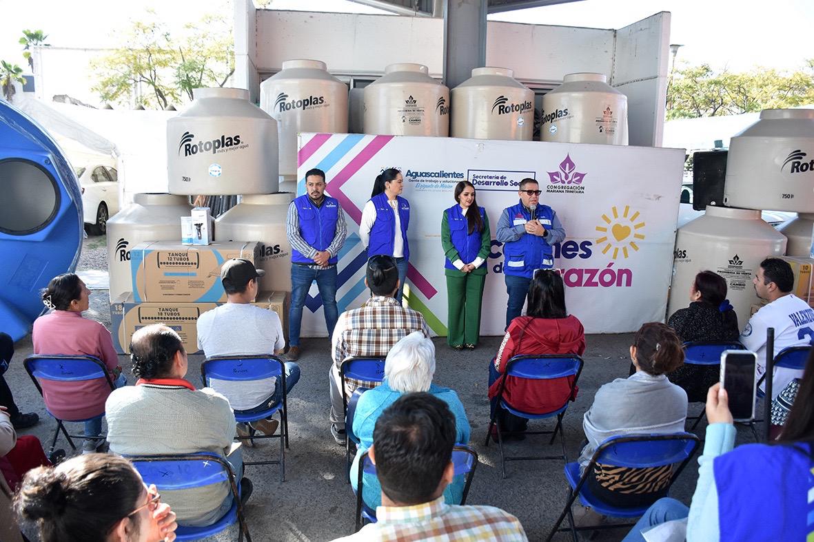 CON “ACCIONES DE CORAZÓN” FAMILIAS DE AGUASCALIENTES MEJORAN SU CALIDAD DE VIDA
