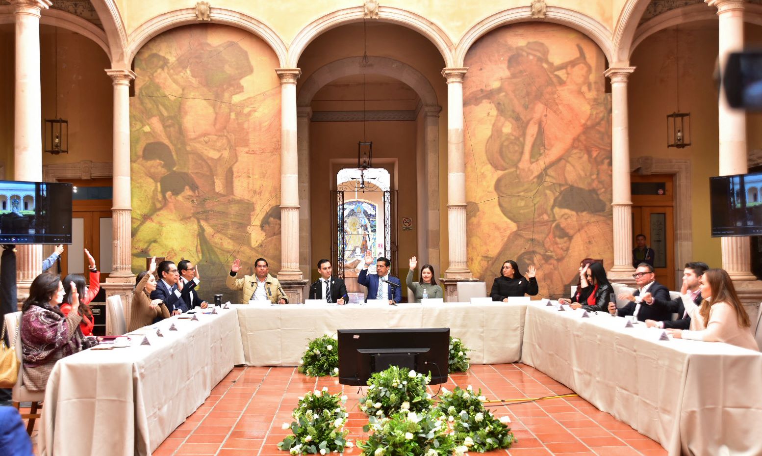APRUEBA CABILDO NOMBRAMIENTOS DE TITULARES EN LA SECRETARÍA DEL H. AYUNTAMIENTO E INSTITUTO MUNICIPAL DE LA MUJER