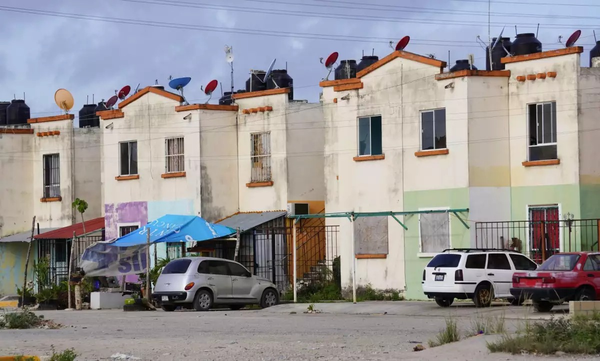 Demandan a las candidatas a la presidencia abordar crisis de vivienda