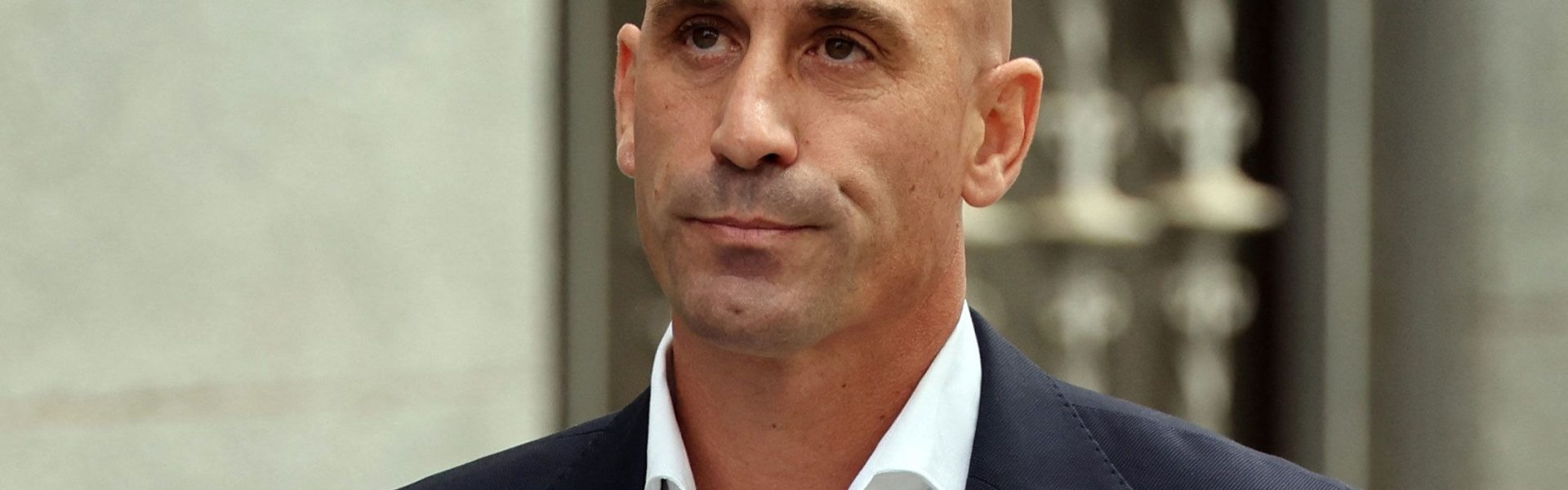 Piden dos años y medio contra Rubiales tras beso a Hermoso