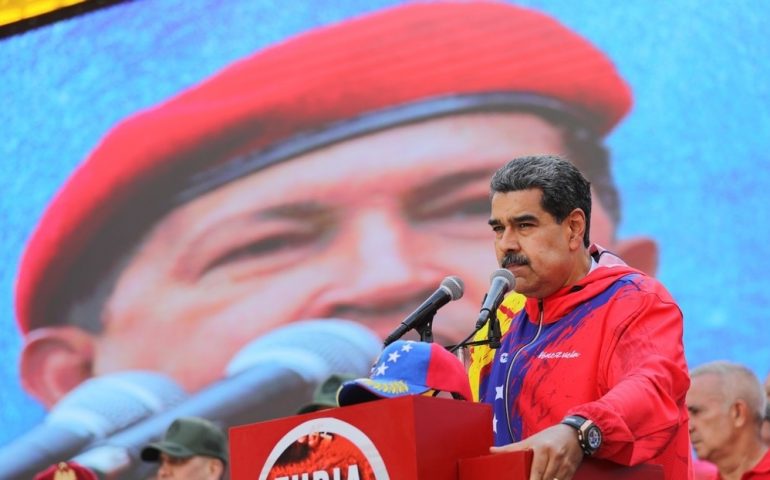 Maduro denuncia el descuartiamiento del avion confiscado por EEUU