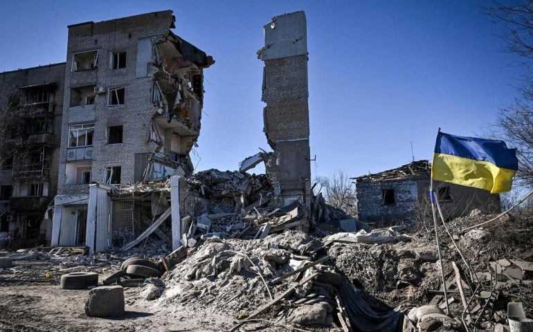 Con mas de 30 misiles, Rusia ataca la capital de Ucrania