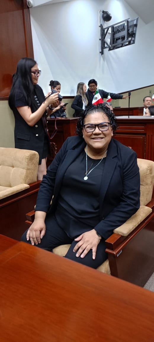 Rindió protesta de ley como diputada, María Isabel Rosales Chávez, suplente de María de Jesús Díaz Marmolejo.