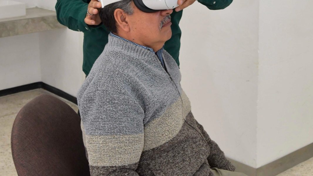 DIF ESTATAL OFRECE REHABILITACIÓN CON REALIDAD VIRTUAL A PERSONAS CON DISCAPACIDAD