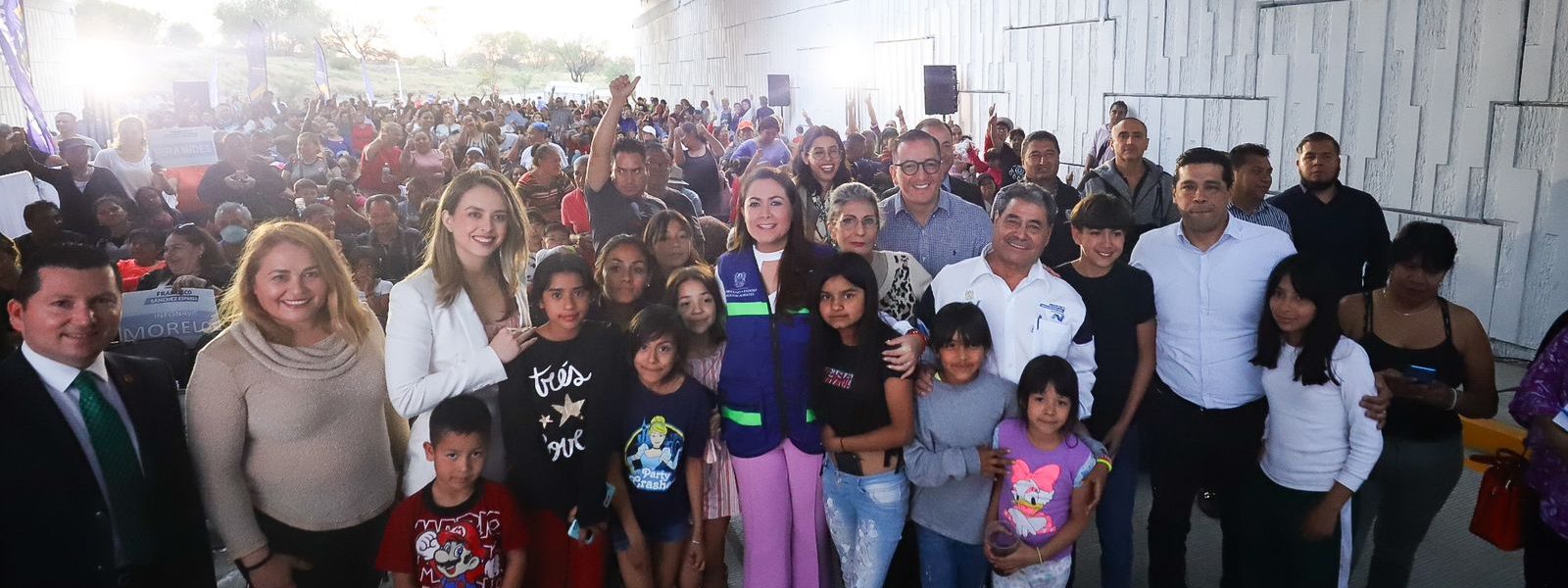INAUGURA TERE JIMÉNEZ LA AVENIDA JOSEMARÍA ESCRIVÁ DE BALAGUER Y ANUNCIA AMPLIACIÓN DEL PUENTE DE VILLASUR