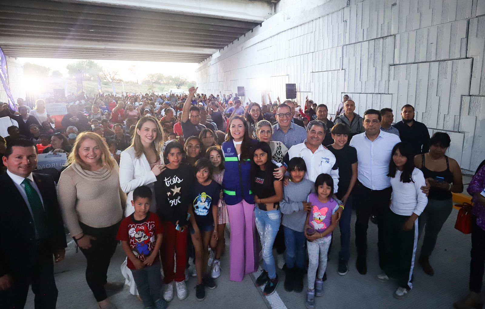 INAUGURA TERE JIMÉNEZ LA AVENIDA JOSEMARÍA ESCRIVÁ DE BALAGUER Y ANUNCIA AMPLIACIÓN DEL PUENTE DE VILLASUR