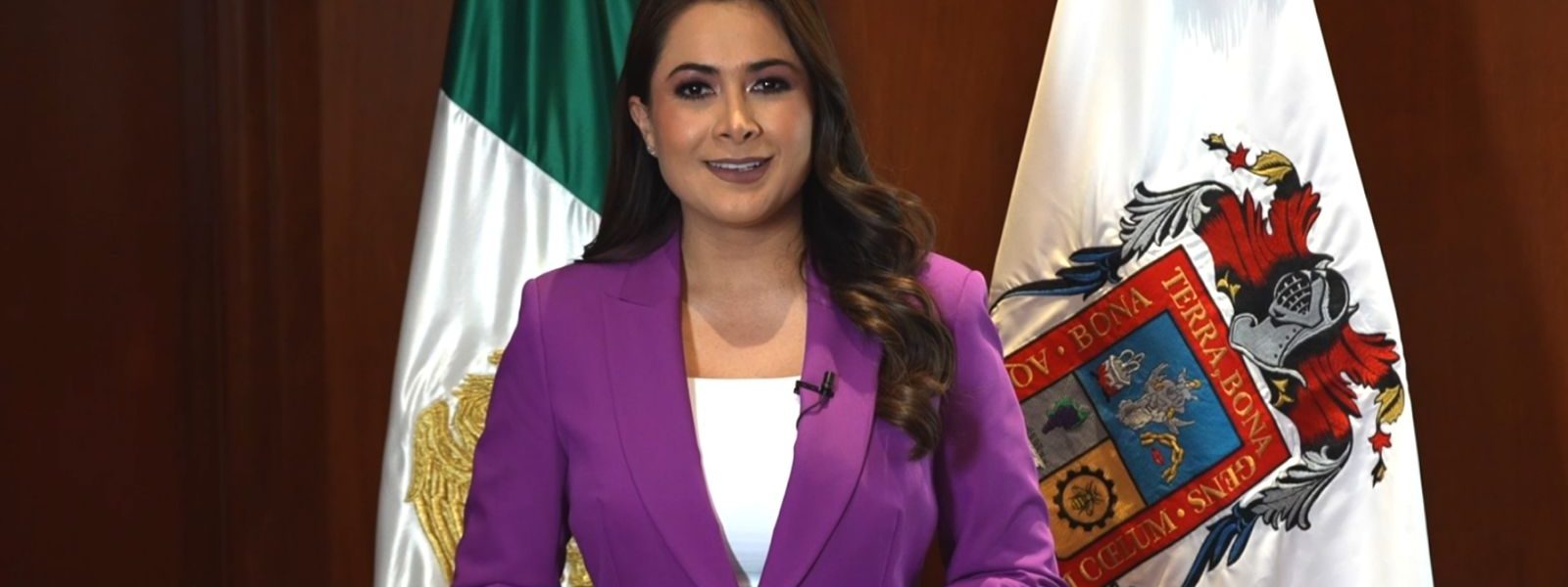 LLAMA TERE JIMÉNEZ A UNIR FUERZAS PARA TENER UN ENTORNO DONDE LAS MUJERES PUEDAN VIVIR EN PAZ Y TRANQUILIDAD