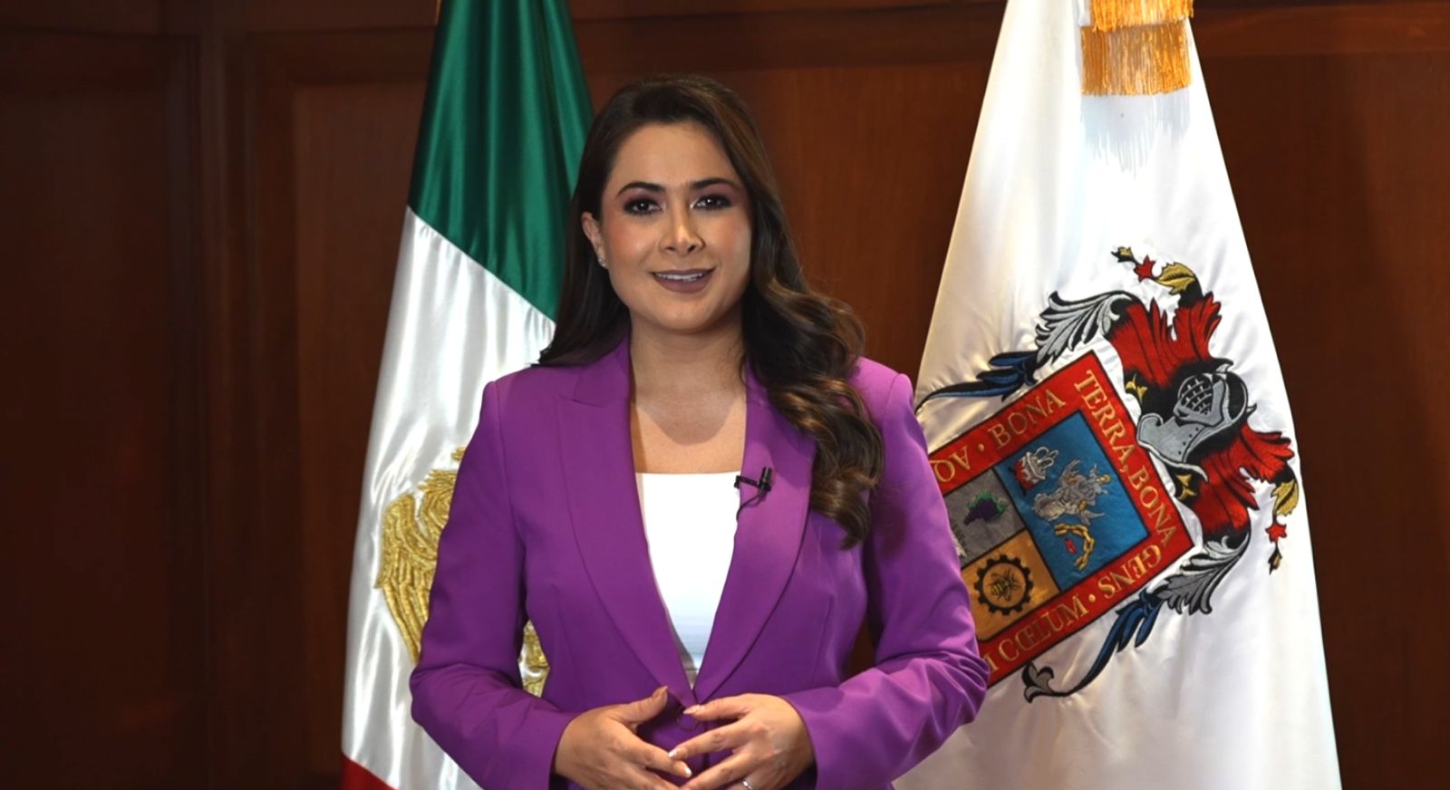 LLAMA TERE JIMÉNEZ A UNIR FUERZAS PARA TENER UN ENTORNO DONDE LAS MUJERES PUEDAN VIVIR EN PAZ Y TRANQUILIDAD