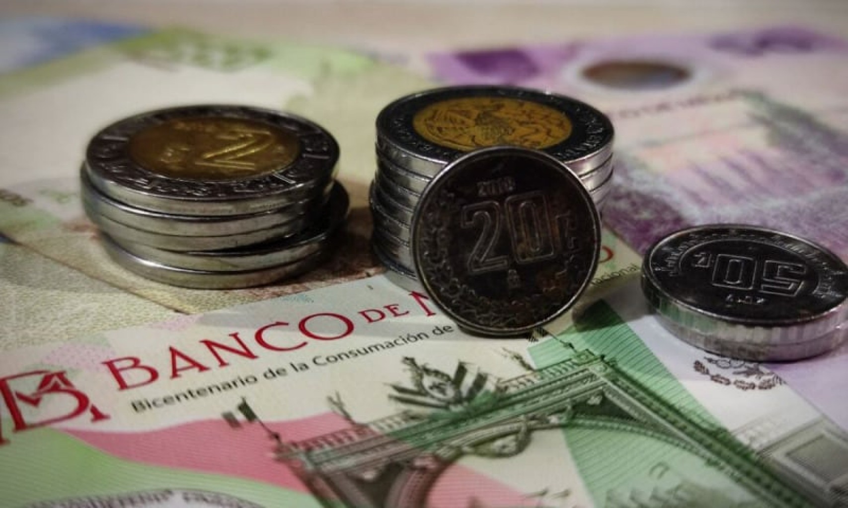 Economía mexicana se eleva con alza en febrero