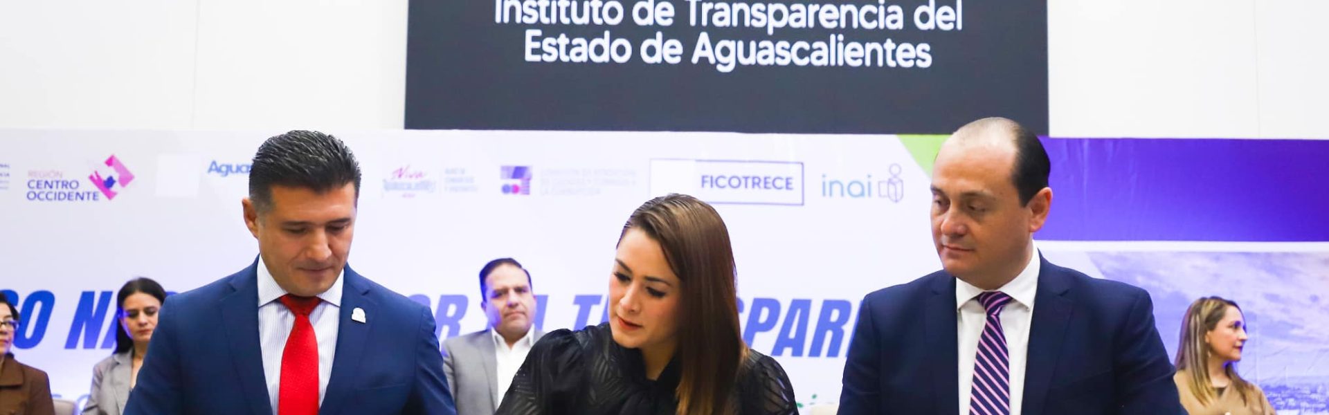 NUESTRO GOBIERNO SEGUIRÁ SIENDO ABIERTO, TRANSPARENTE Y CERCANO A LA GENTE: TERE JIMÉNEZ