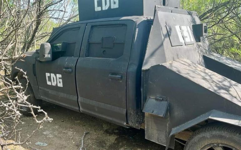 ASEGURAN 5 VEHÍCULOS MOUNSTRO DE GRUPO DELINCUENCIAL