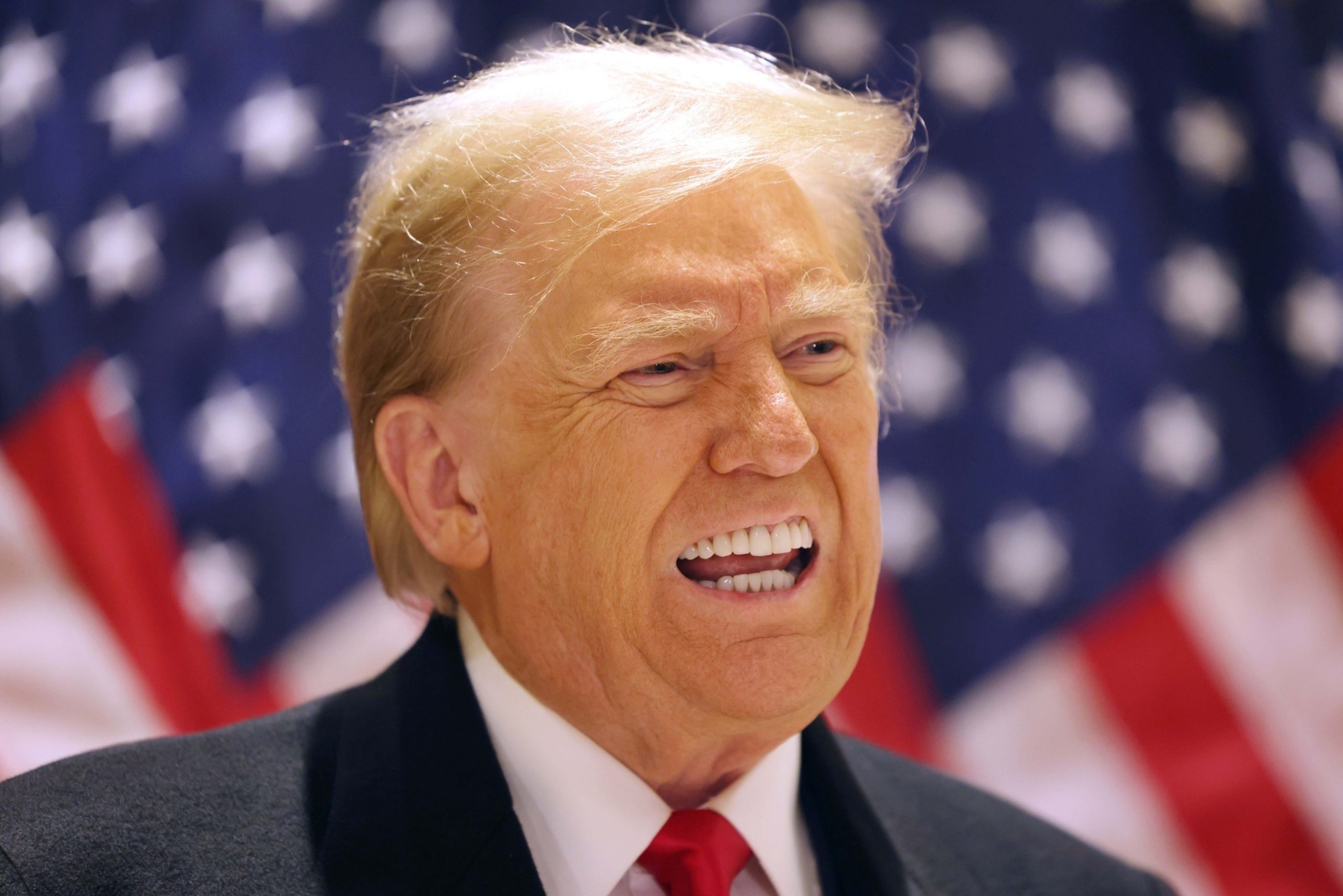 Anuncia Trump que no «daría ni 10 centavos» a México para atender la migración