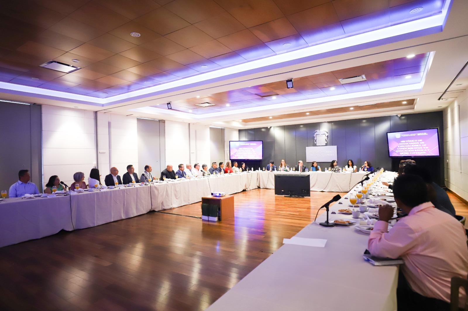 EN AGUASCALIENTES FORTALECEMOS LA EDUCACIÓN PARA QUE NUESTROS NIÑOS Y JÓVENES ALCANCEN SU MÁXIMO POTENCIAL: TERE JIMÉNEZ