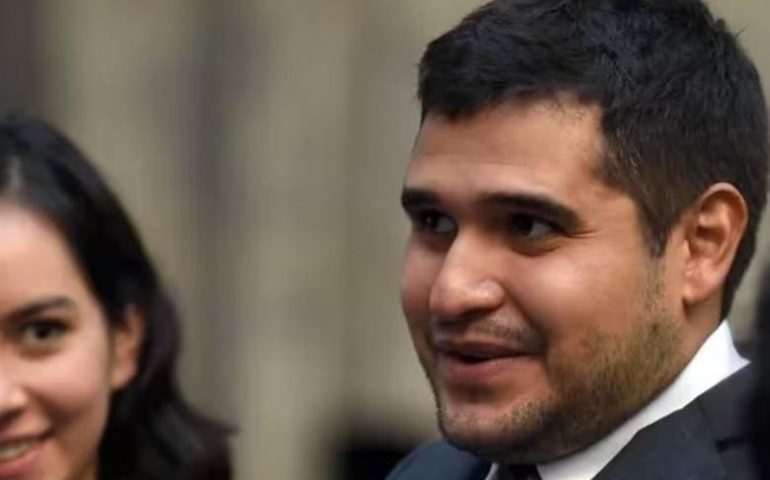 Hijo de AMLO prometió minas en Oaxaca, revela nuevo audio