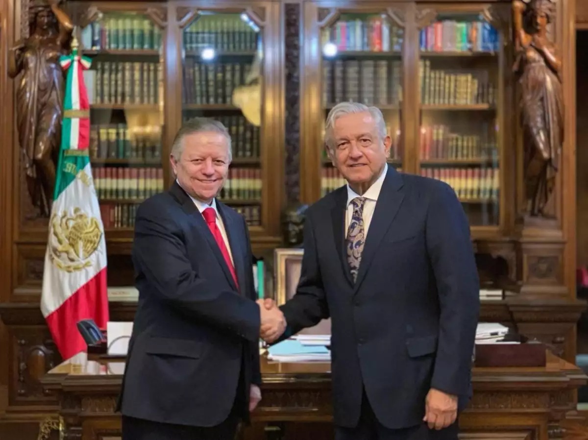 AMLO acusa de «venganza» investigación contra Zaldívar