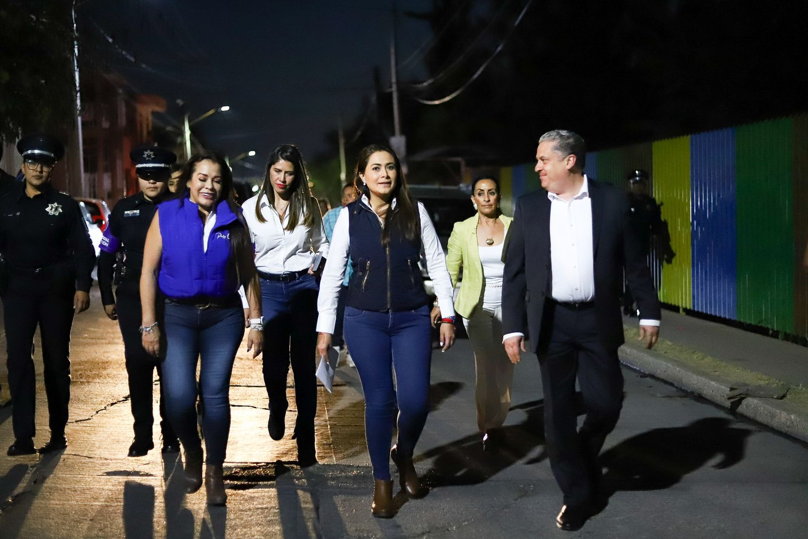 SE REÚNE TERE JIMÉNEZ CON VECINAS Y VECINOS DEL OJOCALIENTE III