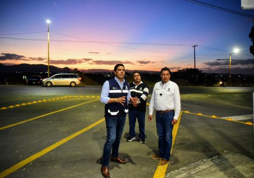 CONSOLIDA LEO MONTAÑEZ OBRAS PARA LA SEGURIDAD VIAL EN EL CRUCE DE AV. AGOSTADERITO CON AV. HACIENDA SANTA MÓNICA