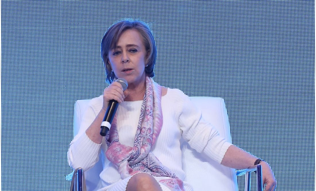 Amparo Casar niega que Pemex le haya devuelto la pension