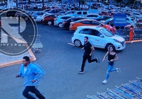 LACRAS CHILANGAS NAVAJEARON A VIGILANTES DEL SAM’S DE GALERIAS TRAS SER SORPRENDODOS