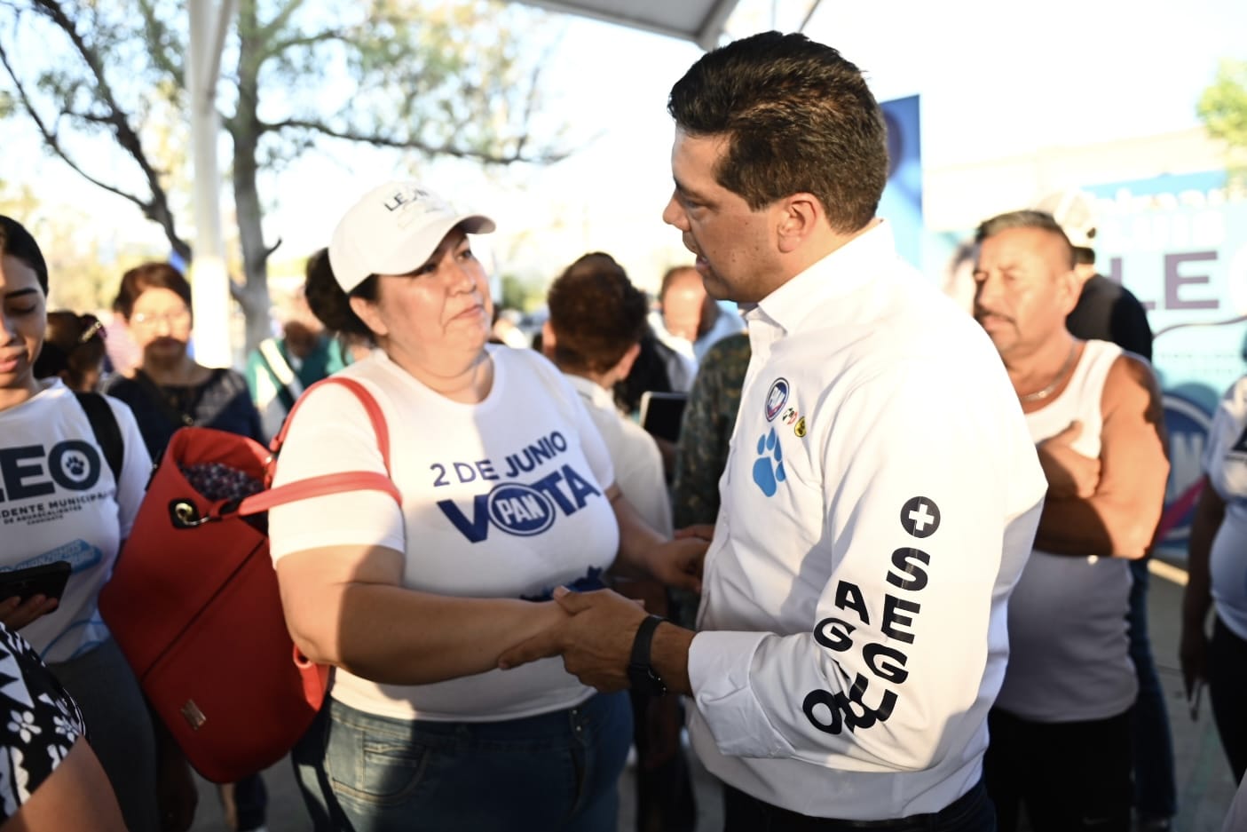 SIGUE LEO MONTAÑEZ RECORRIENDO EL MUNICIPIO DE AGUASCALIENTES