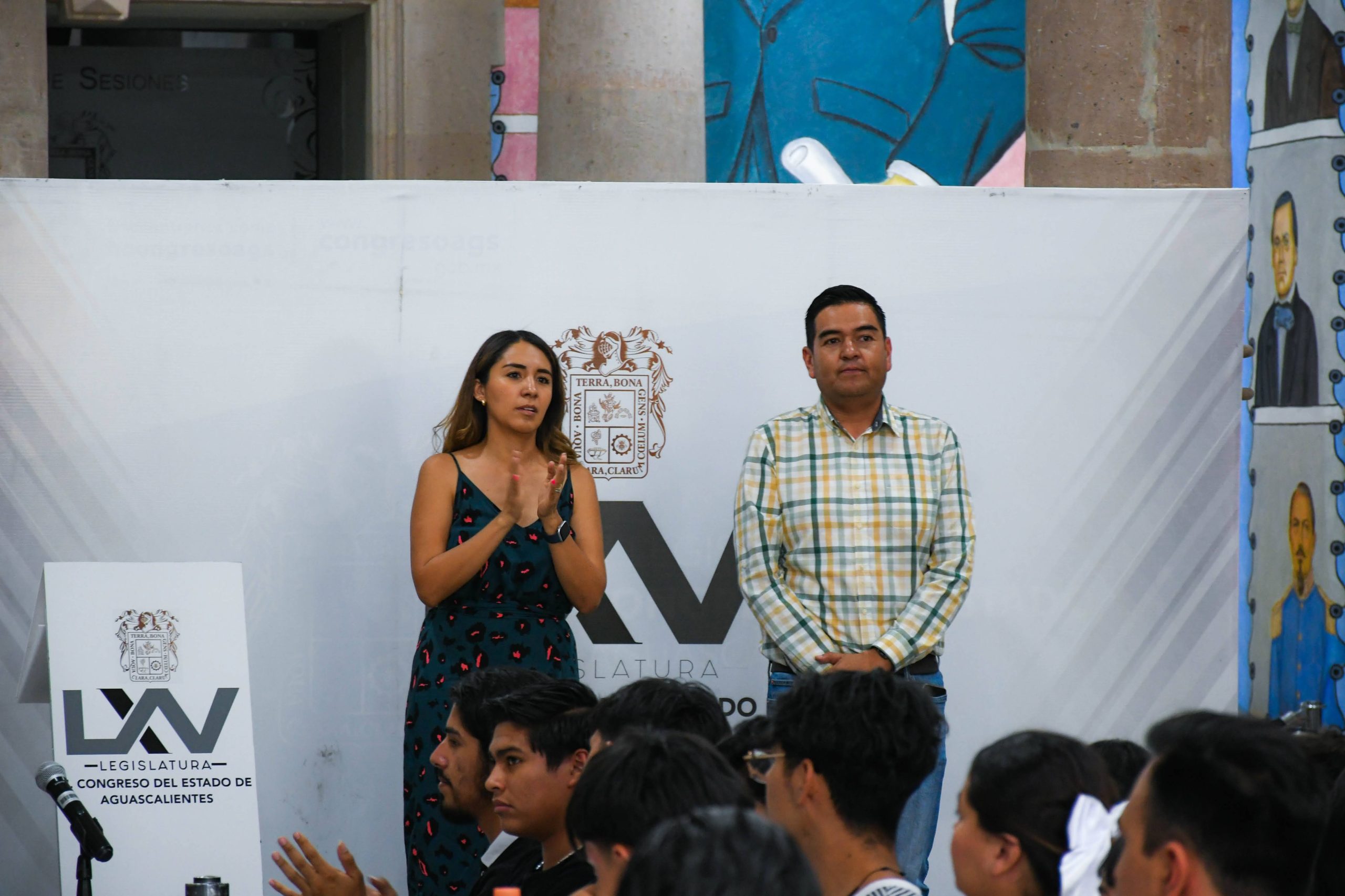 CONGRESO DE AGUASCALIENTES FUE SEDE DEL FORO INICIATIVA JOVEN EN EL QUE PARTICIPARON ESTUDIANTES UNIVERSITARIOS
