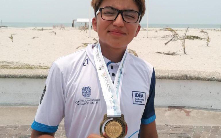 HIDROCÁLIDO LOGRA EL ORO EN TRIATLÓN EN LOS JUEGOS NACIONALES CONADE 2024