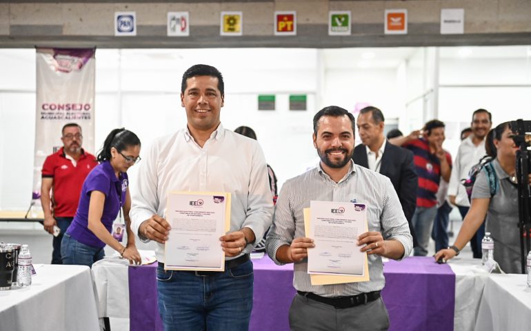 RECIBE LEO MONTAÑEZ CONSTANCIA DE MAYORÍA COMO PRESIDENTE MUNICIPAL DE AGUASCALIENTES