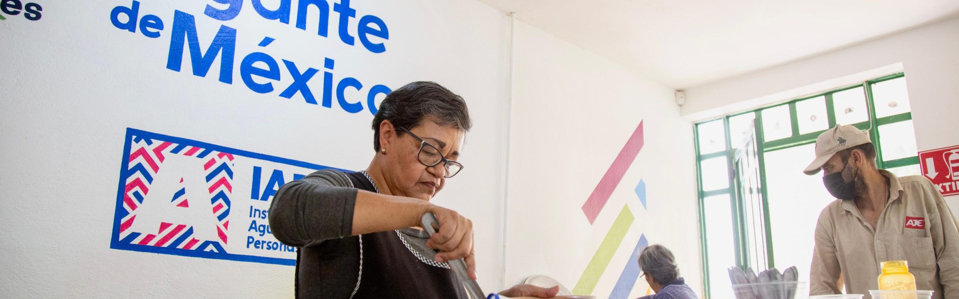 “NUESTROS ADULTOS MAYORES MERECEN LO MEJOR Y SEGUIREMOS TRABAJANDO POR SU BIENESTAR”: TERE JIMÉNEZ