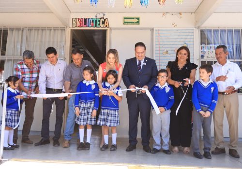 RECONOCE JOSÉ JUAN SÁNCHEZ BARBA A ESTUDIANTES DESTACADOS DE PRIMARIA