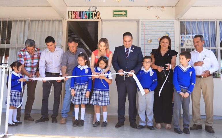 RECONOCE JOSÉ JUAN SÁNCHEZ BARBA A ESTUDIANTES DESTACADOS DE PRIMARIA