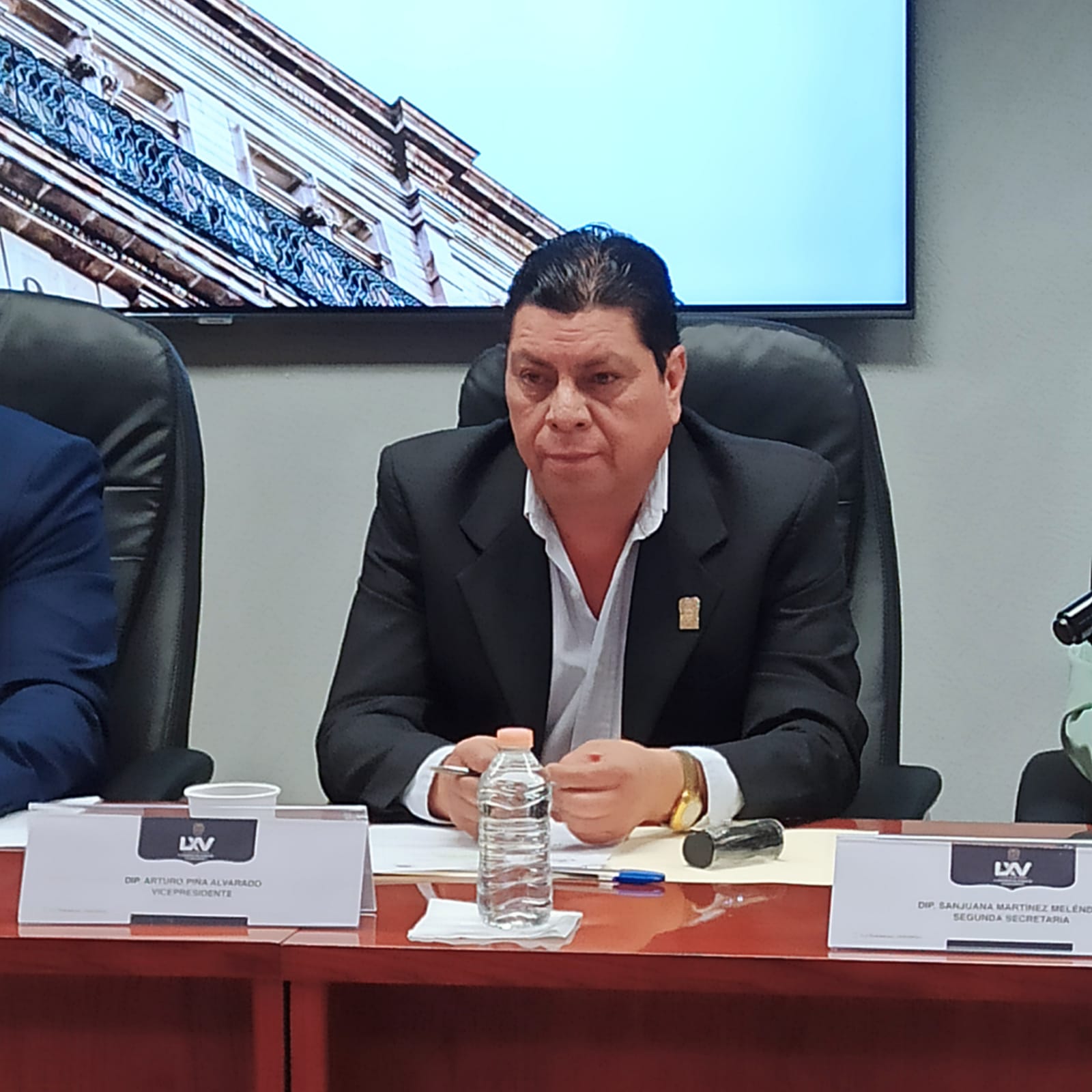 EL DIP. ARTURO PIÑA PRESENTA INICIATIVA DE MODIFICACIÓN A LEY DE MOVILIDAD DEL ESTADO DE AGUASCALIENTES