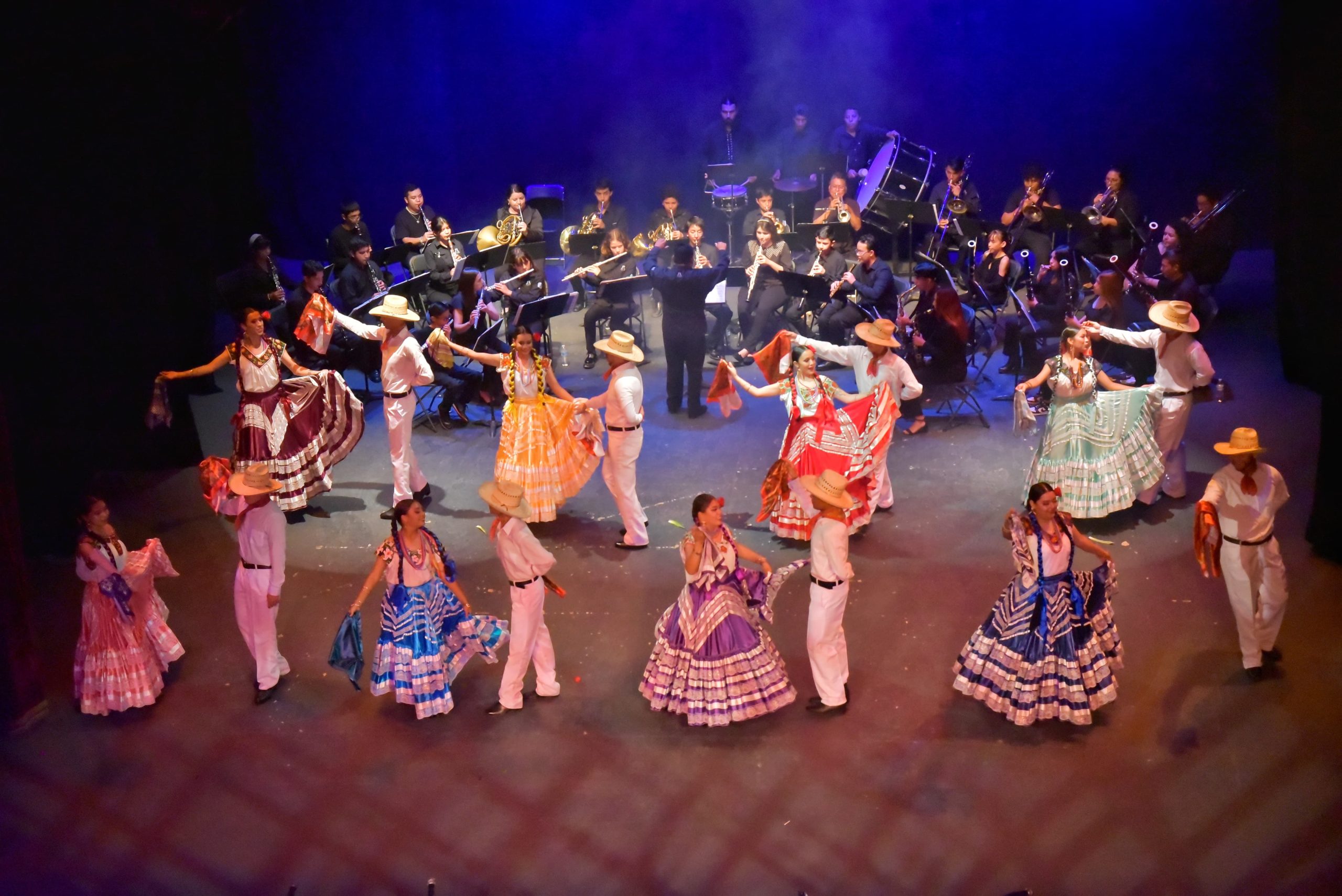 CELEBRAN CON ÉXITO EL PRIMER ANIVERSARIO DEL BALLET FOLCLÓRICO DE JESÚS MARÍA EN EL TEATRO MORELOS