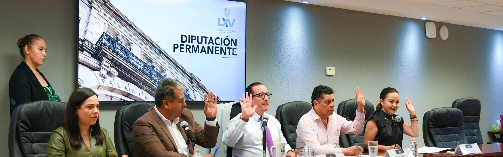 COMISIÓN PERMANENTE DEL CONGRESO DE AGUASCALIENTES AVALÓ ACUERDO LEGISLATIVO PARA SESIONAR EN CUALQUIER DÍA Y HORARIO
