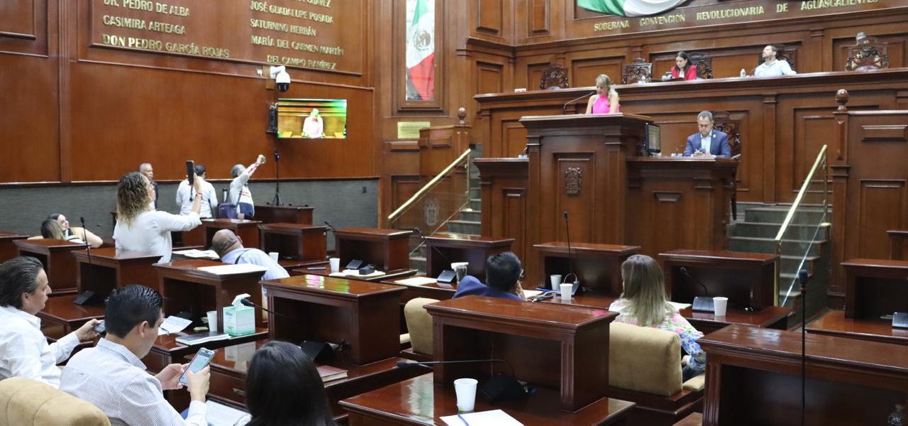 CONGRESO DE AGUASCALIENTES AVALÓ REFORMA DE ESTERILIZACIÓN Y CERO SACRIFICIO PARA ANIMALES DE COMPAÑÍA