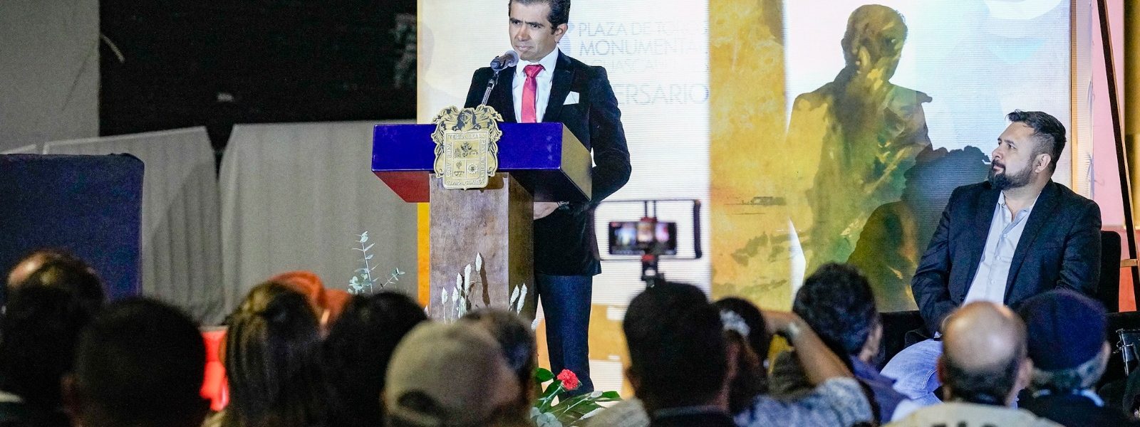 EN EL MARCO DEL 50 ANIVERSARIO DE LA PLAZA DE TOROS MONUMENTAL DE AGUASCALIENTES, INAUGURA TERE JIMÉNEZ LA EXPLANADA DE LOS TOREROS
