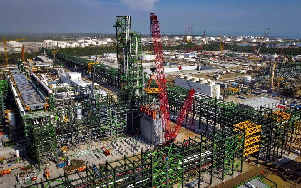 Inicia producción en Refinería Dos Bocas