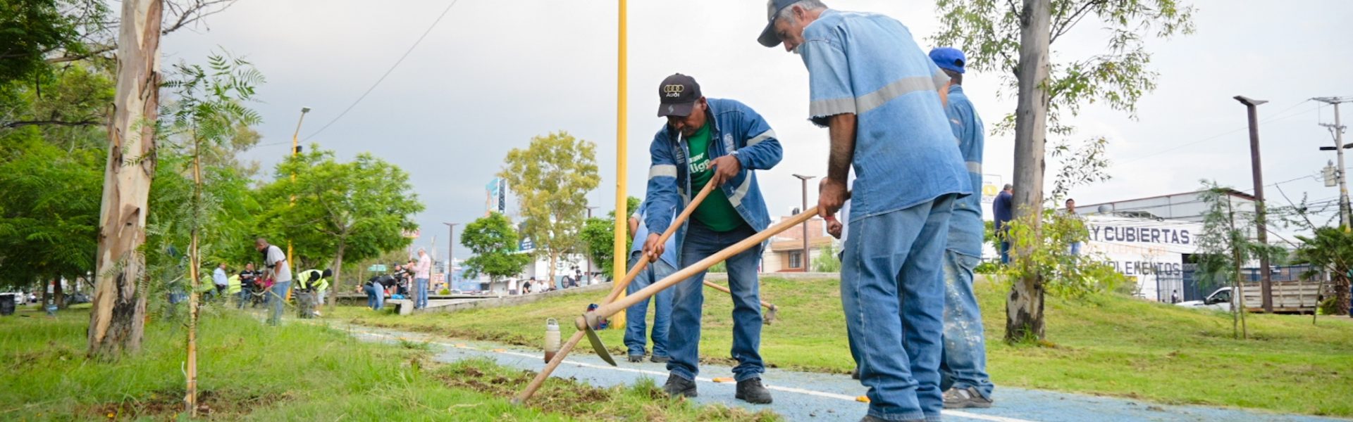 MUNICIPIO DE AGUASCALIENTES REALIZA JORNADA DE LIMPIEZA Y DESMALEZADO