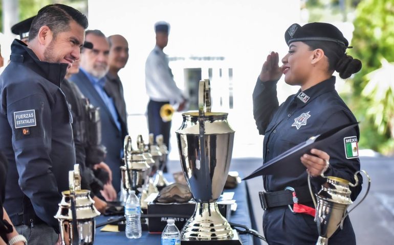 SE PREMIA A LOS GANADORES DE LA COMPETENCIA INTERNA DEL GRUPO DE OPERACIONES ESPECIALES