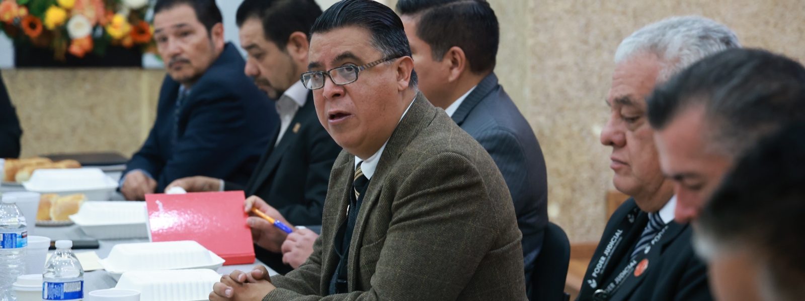 Se reúne Magistrado Presidente con representantes de barras, colegios y asociaciones de abogados.