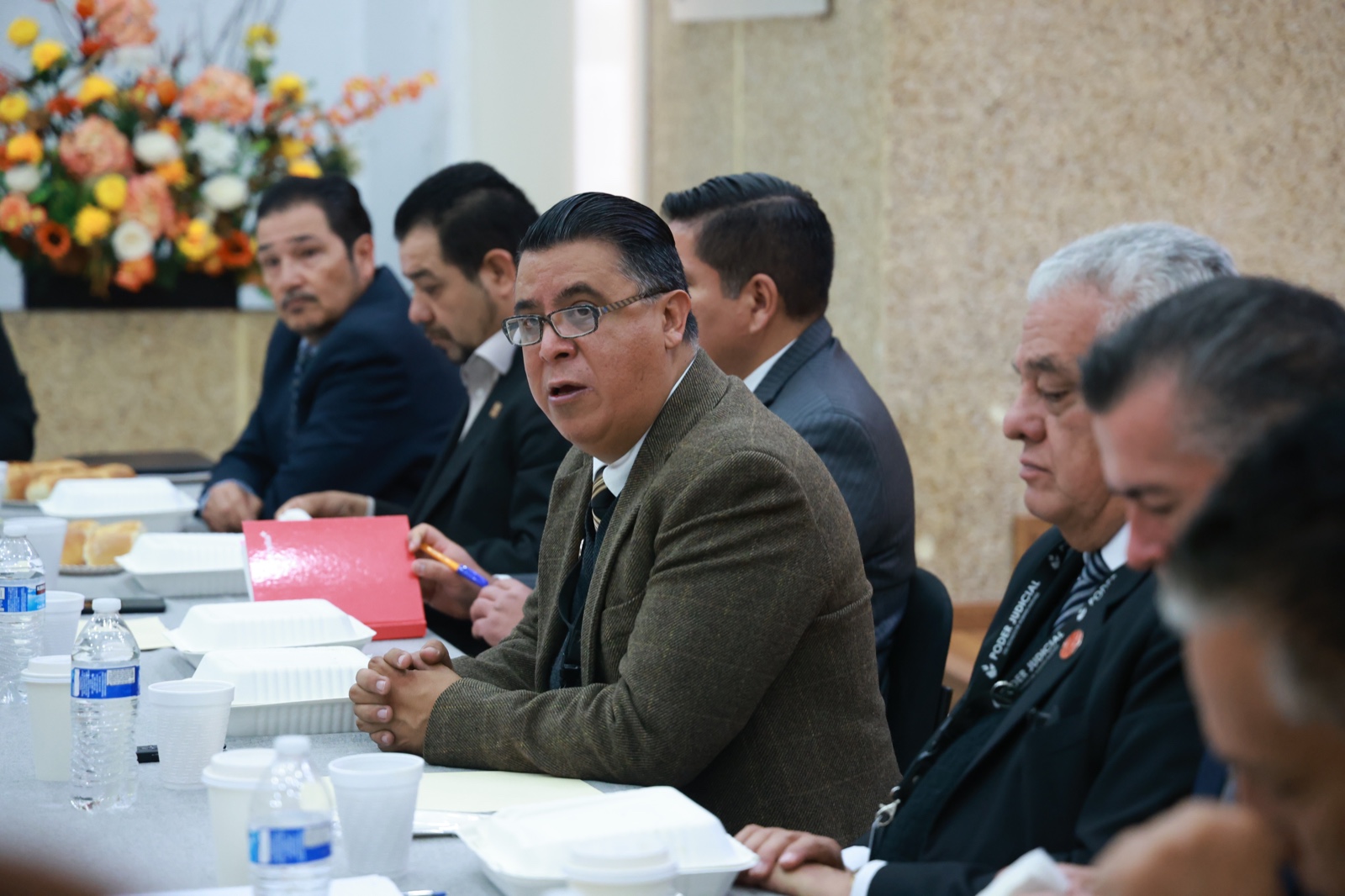 Se reúne Magistrado Presidente con representantes de barras, colegios y asociaciones de abogados.