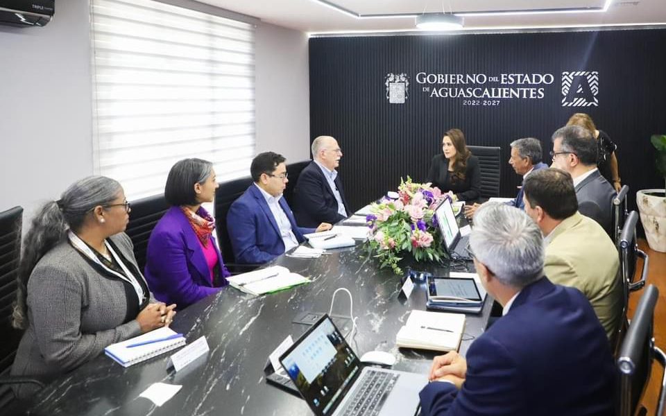 SE REÚNE TERE JIMÉNEZ CON JULIO BERDEGUÉ SACRISTÁN, SECRETARIO DE AGRICULTURA Y DESARROLLO RURAL