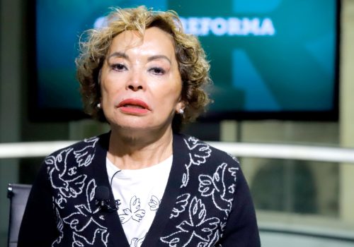 Esther Gordillo debe más de 20 millones al SAT