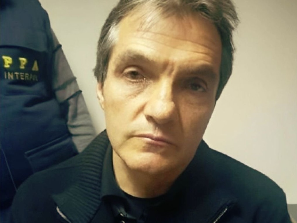 Empresario Carlos Ahumada llega a México para ser extraditado desde Argentina