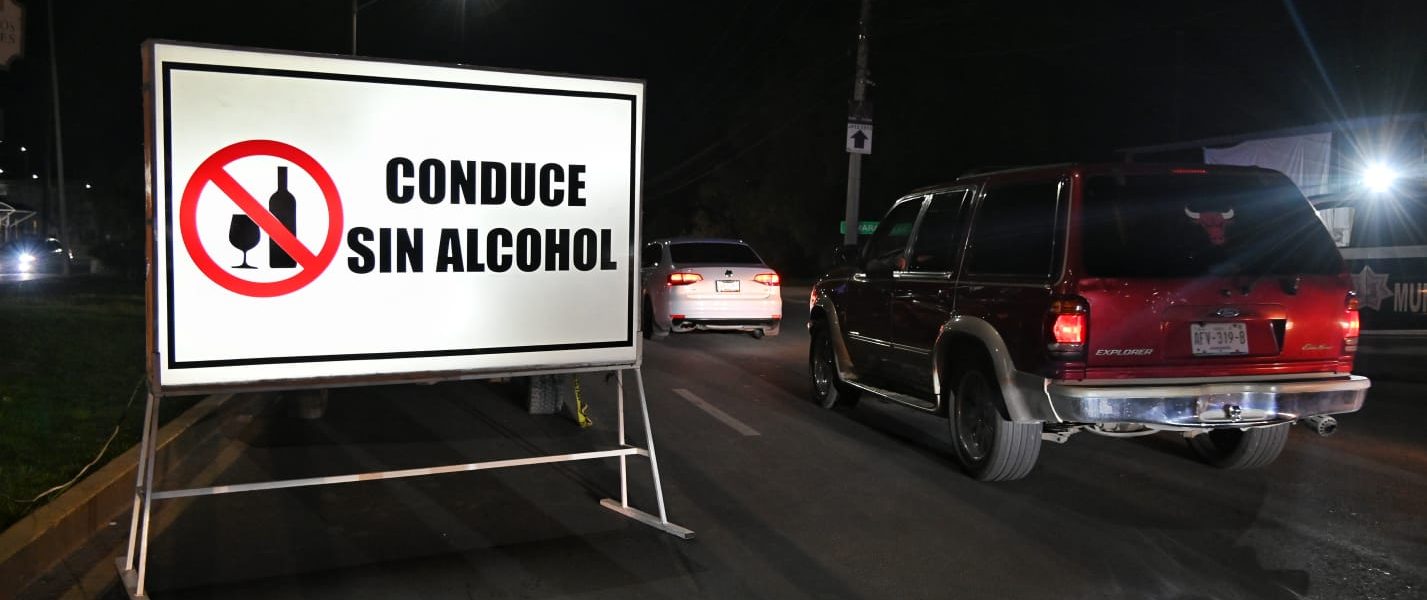 VIGILAN, LA CONTRALORÍA MUNICIPAL Y REPRESENTANTES SOCIALES, EL PROGRAMA «CONDUCE SIN ALCOHOL».