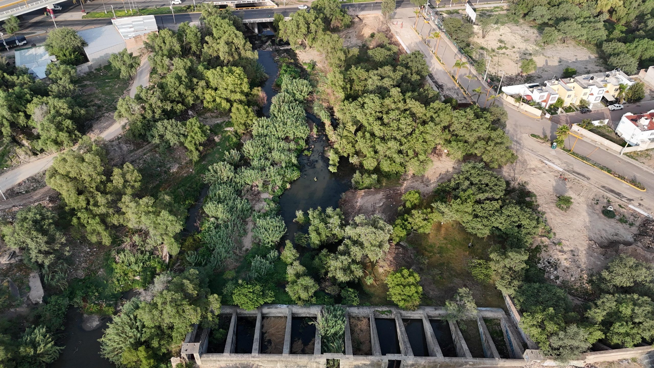 AVANZAN LOS TRABAJOS DE REHABILITACIÓN EN EL RÍO SAN PEDRO, EN JESÚS MARÍA
