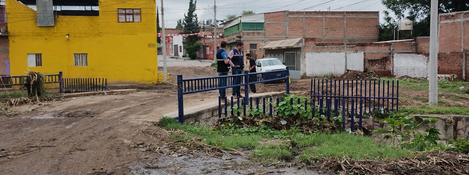 TRAS LLUVIAS, MUNICIPIO CONTINÚA CON ACCIONES DE LIMPIEZA EN DIFERENTES PUNTOS DE LA CIUDAD