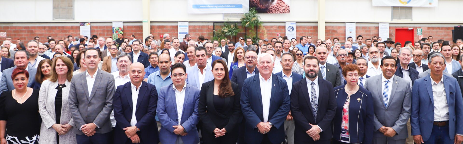 CON UNA INVERSIÓN DE 16 MILLONES DE DÓLARES, TERE JIMÉNEZ INAUGURA LA EMPRESA MÁS MODERNA DE AMÉRICA LATINA EN EL GIRO AGROALIMENTARIO